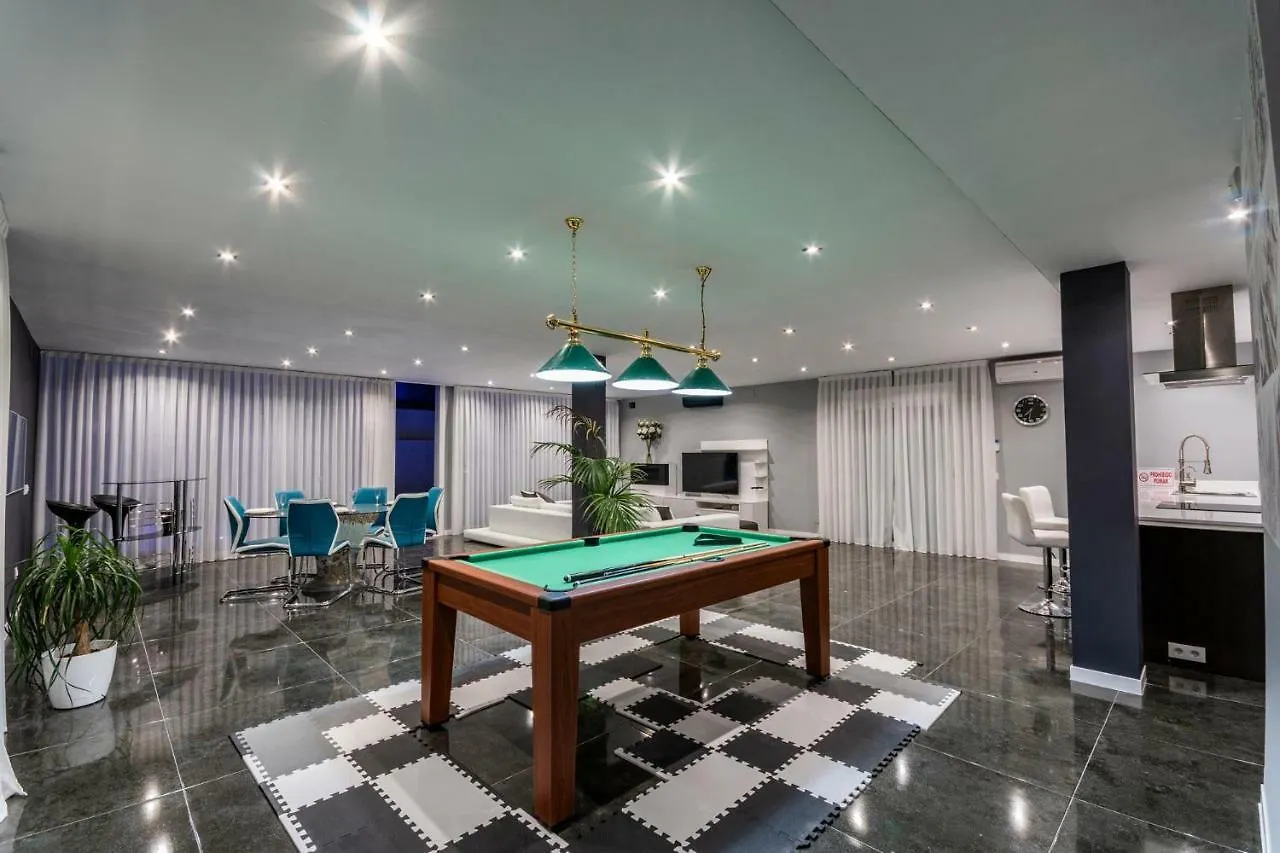 Luxurious Villa Marly III To Two Minutes The Beach Castelldefels Holiday home