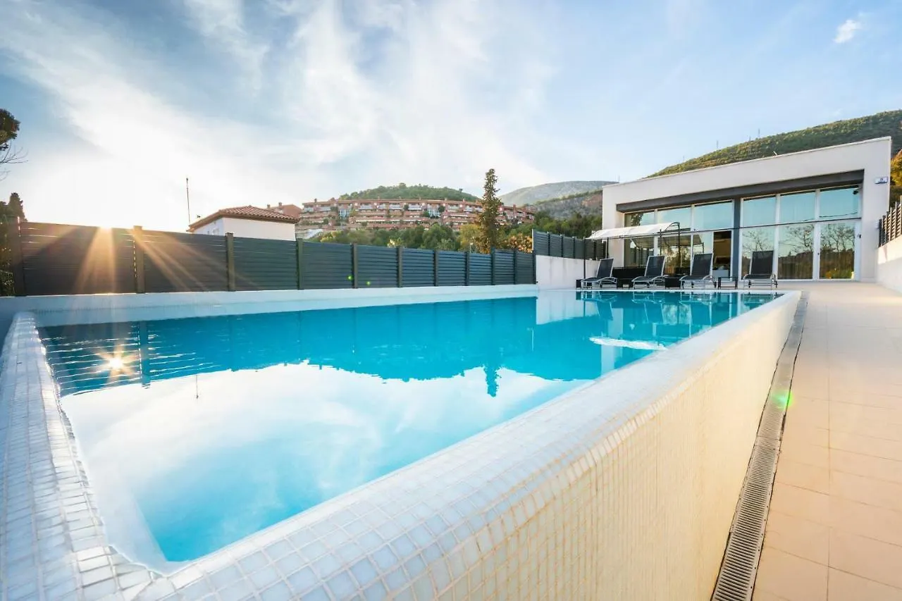 Luxurious Villa Marly III To Two Minutes The Beach Castelldefels
