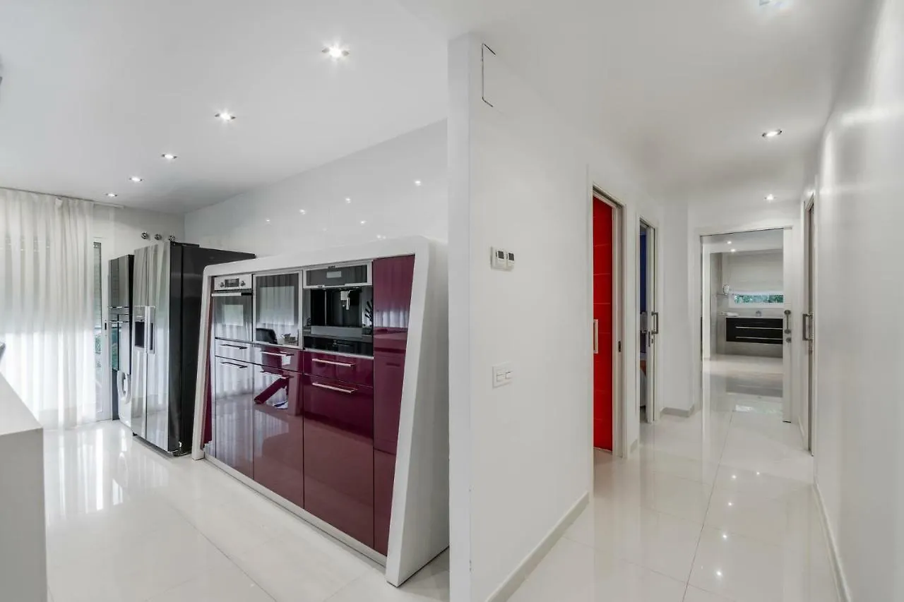 Luxurious Villa Marly III To Two Minutes The Beach Castelldefels 0*,