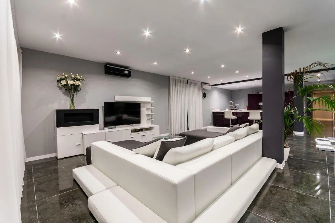 Luxurious Villa Marly III To Two Minutes The Beach Castelldefels Spain