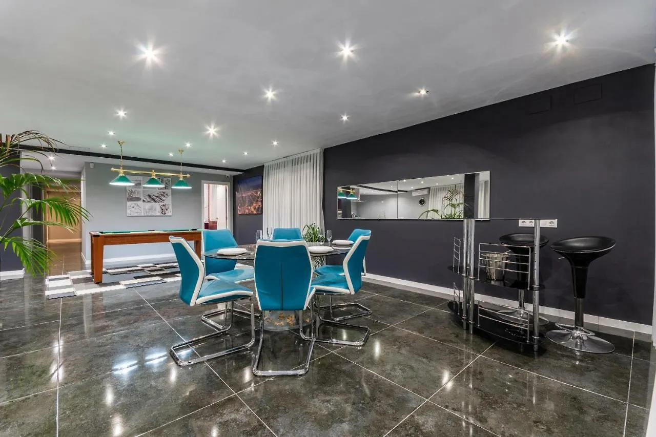 Luxurious Villa Marly III To Two Minutes The Beach Castelldefels Spain