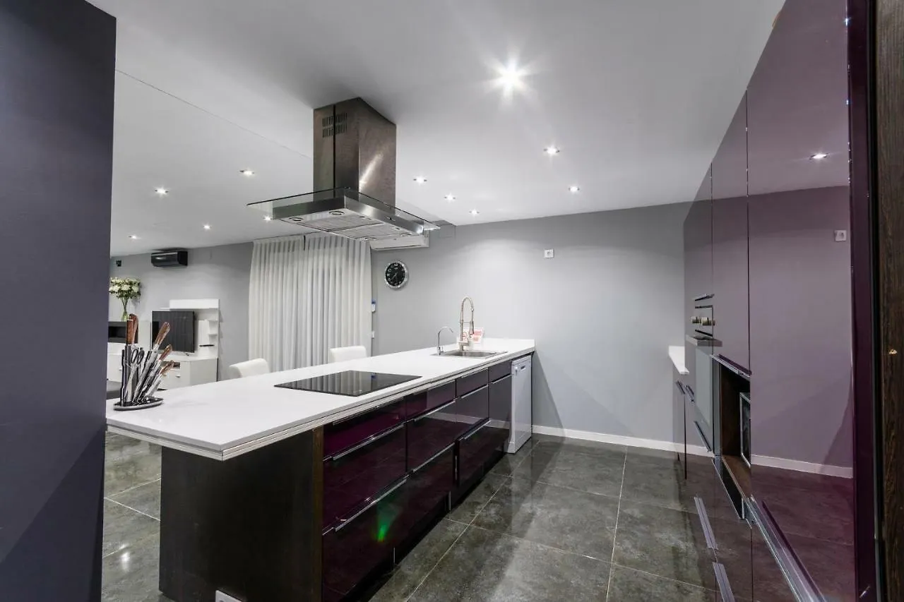 Luxurious Villa Marly III To Two Minutes The Beach Castelldefels