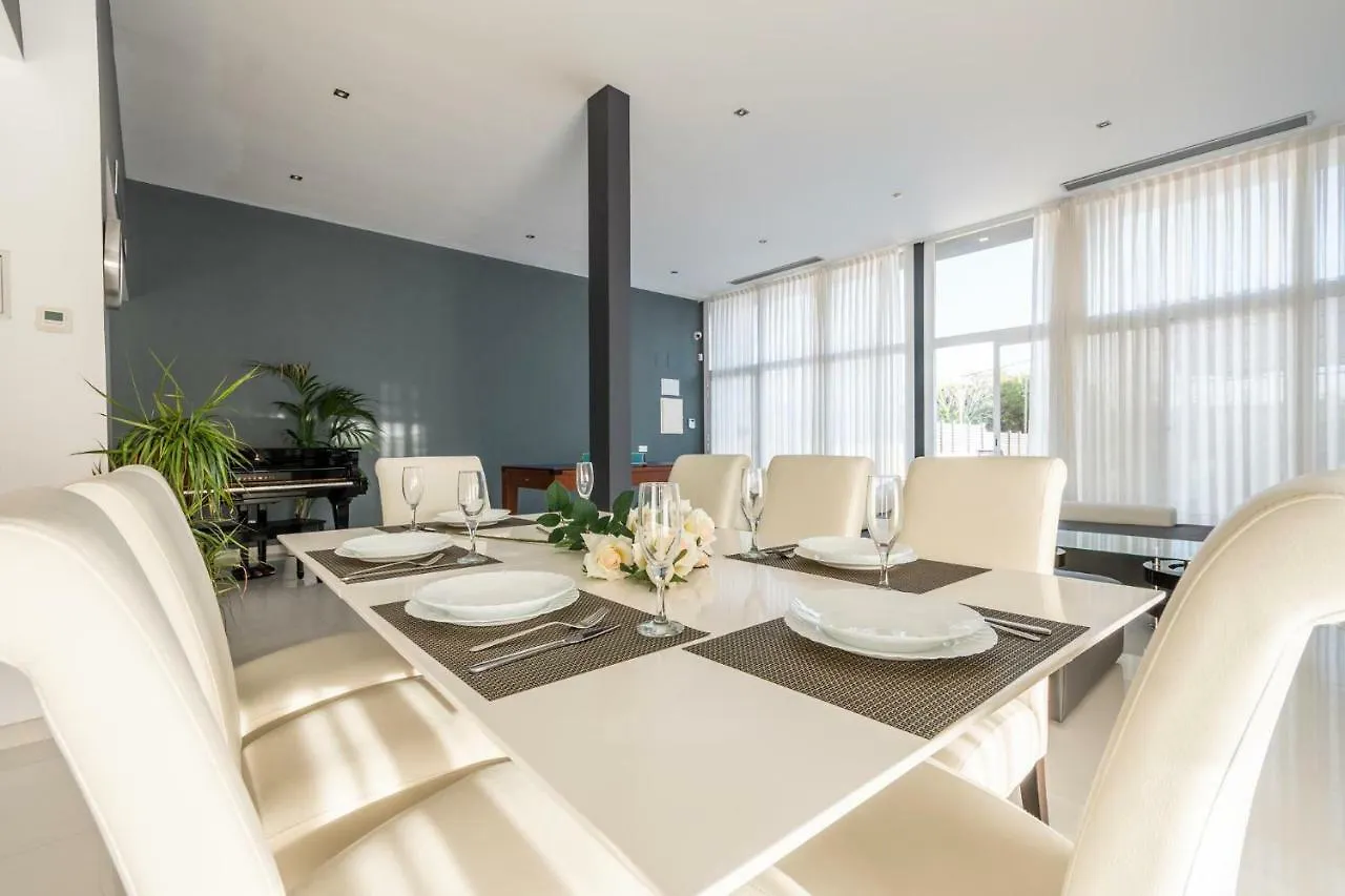 Luxurious Villa Marly III To Two Minutes The Beach Castelldefels Holiday home